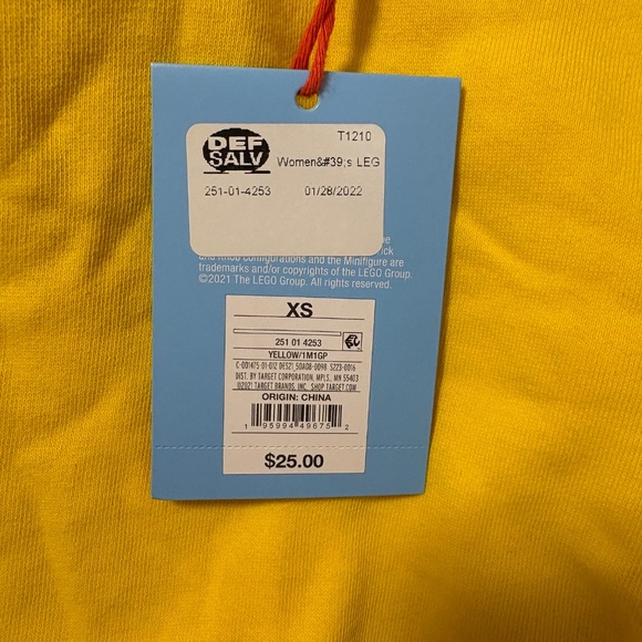 LEGO x Target XS , S Women's LEGO Minifigure Sweatshirt Yellow - Picture 4 of 7